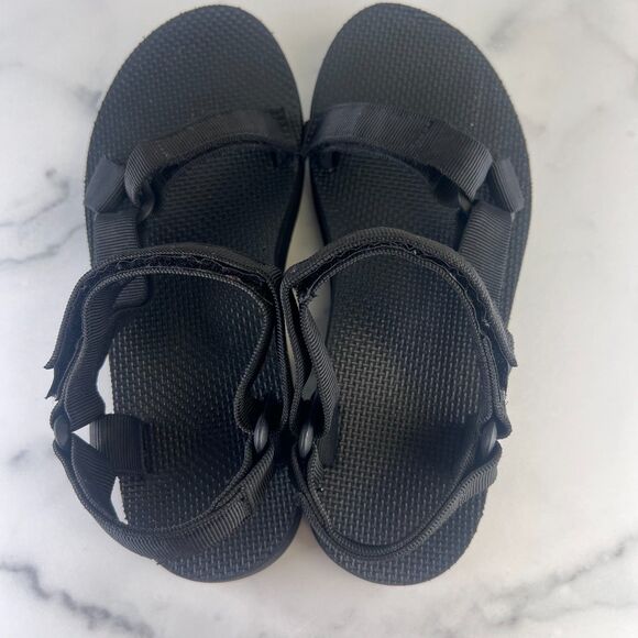 Teva Women’s Original Universal Sandals Black Size 8 Adjustable Straps Outdoor - Picture 3 of 8